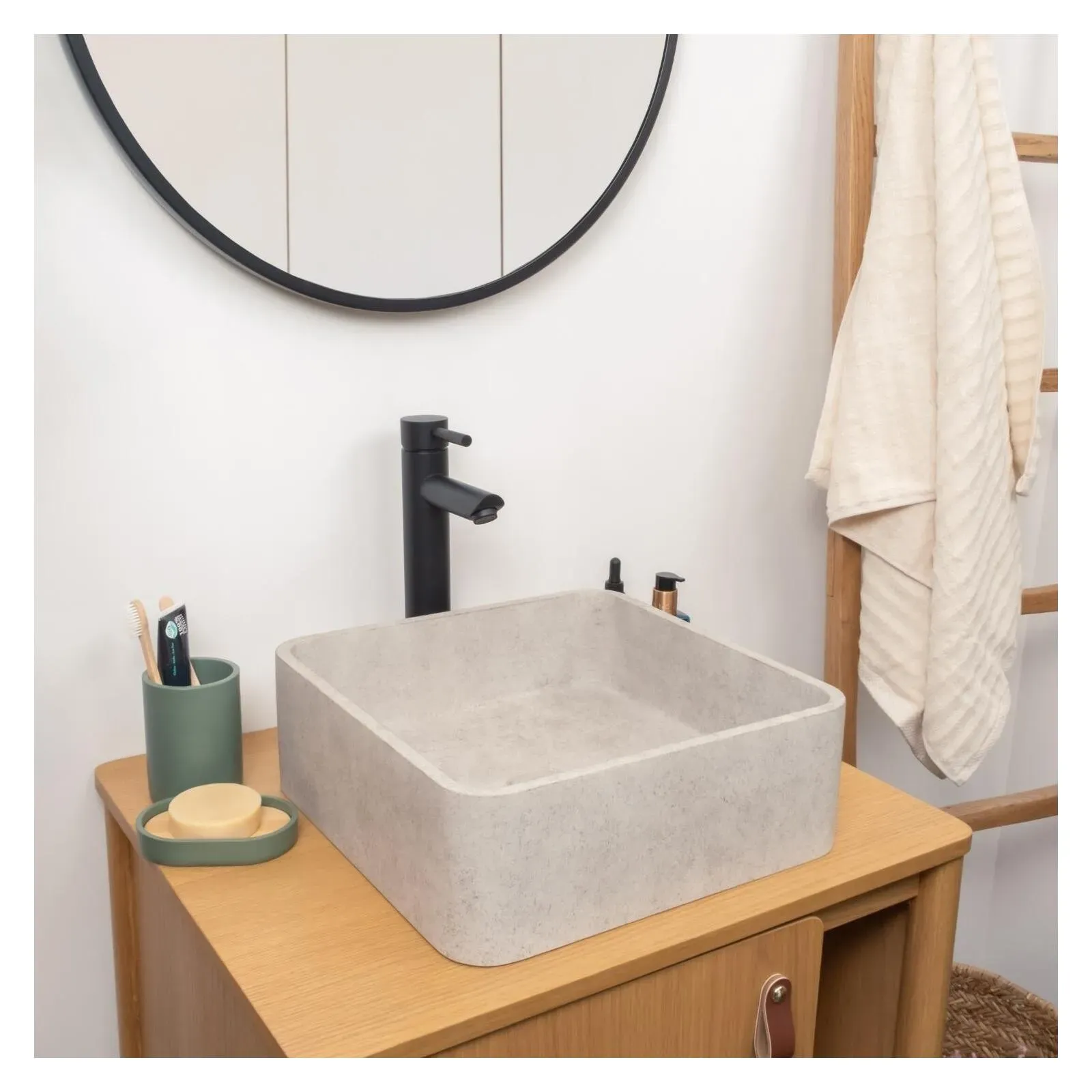 Vasque à poser carrée en béton brossé 36cm