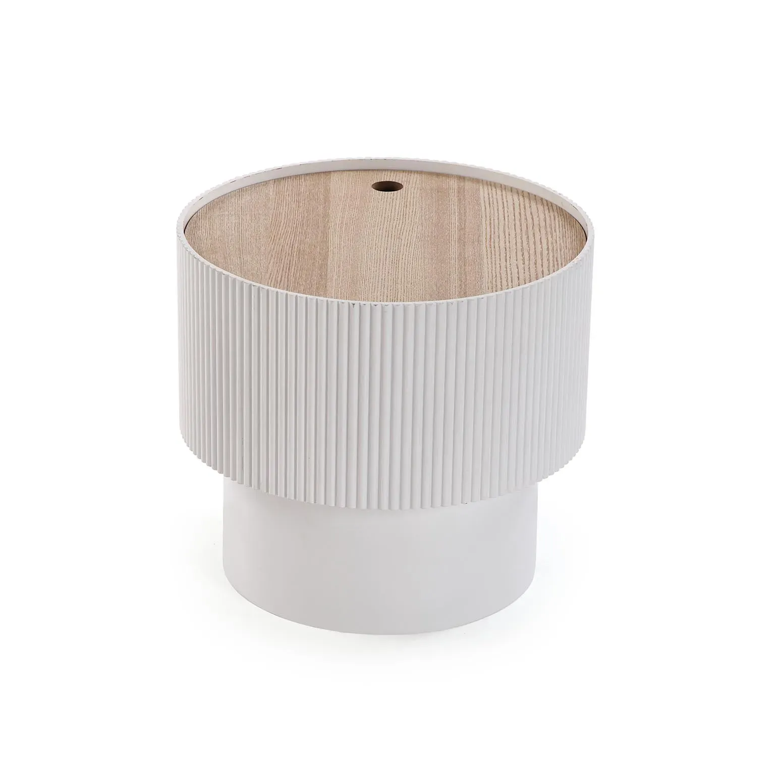 Table d'appoint en fer blanc