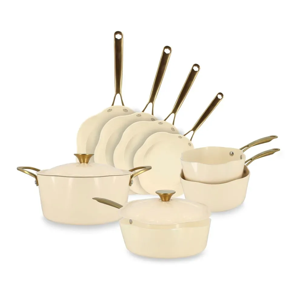 Batterie de cuisine en aluminium recyclé en forme de fleurs