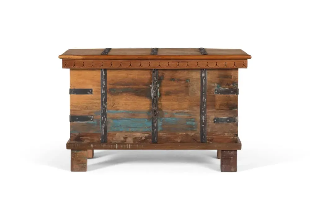 Coffre en bois recyclé avec ouverture par le haut et quincaillerie