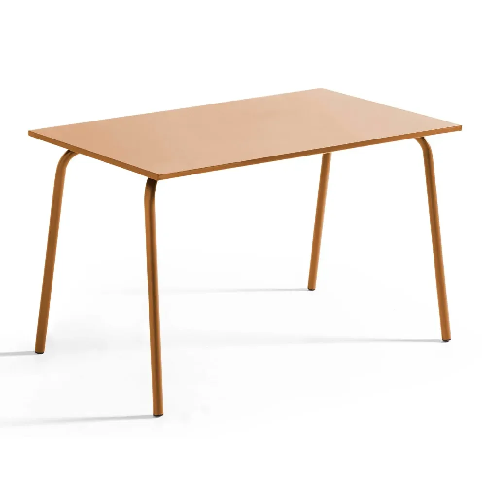 Table de jardin en acier 120 x 70 cm caramel