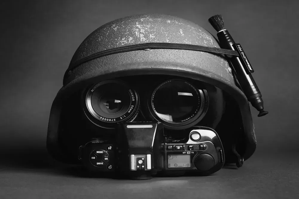 Tableau reporter de guerre impression sur aluminium 120x80 cm