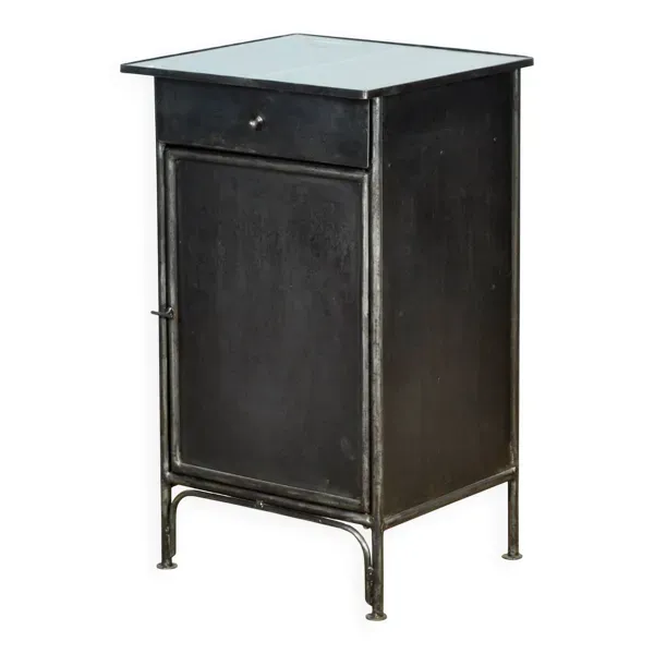 Table de chevet, années 1910