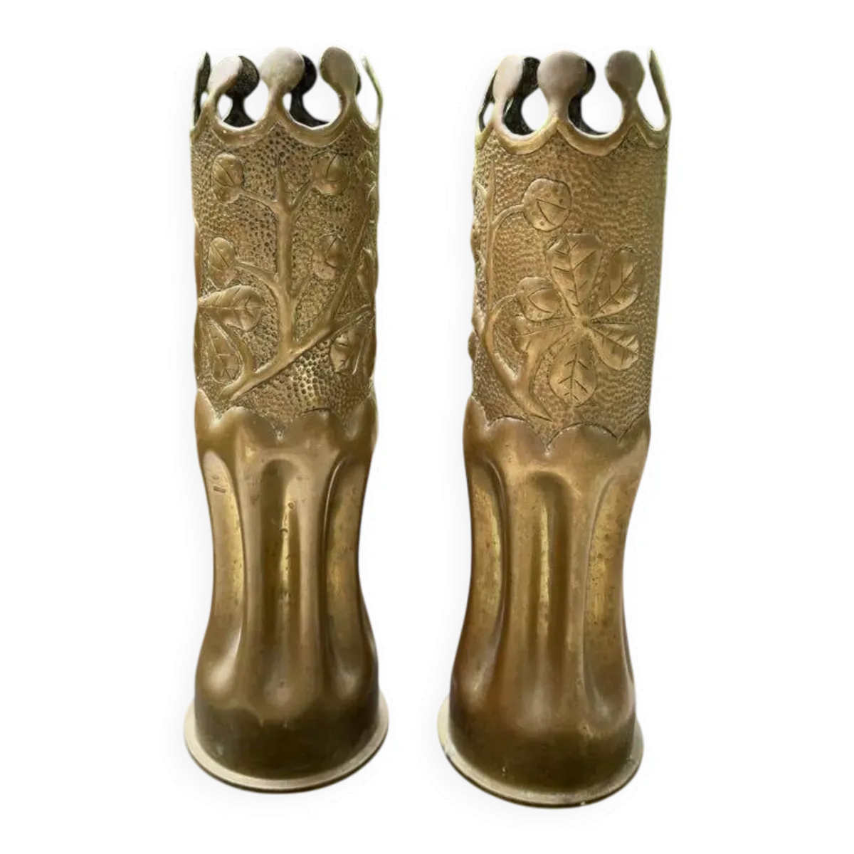 Paire de vases britannique Trench Art