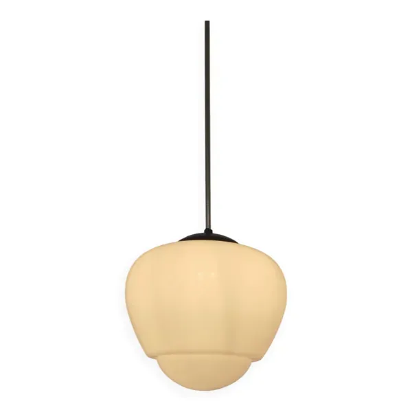 Suspension Tchécoslovaque opaline et bakélite bauhaus