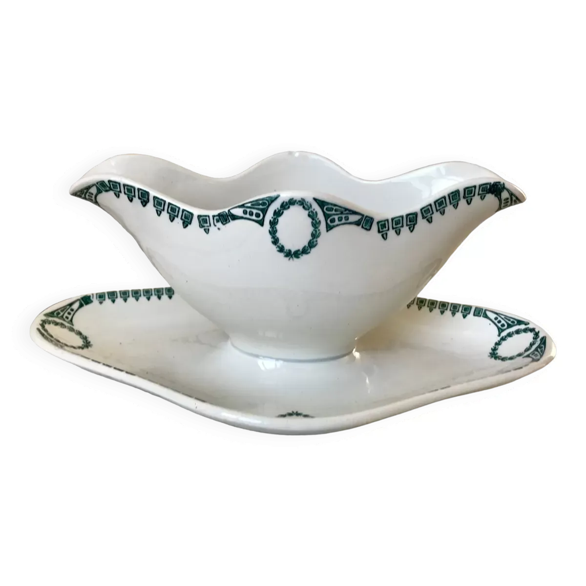 Saucière Terre de Fer Saint-Amand XIXème