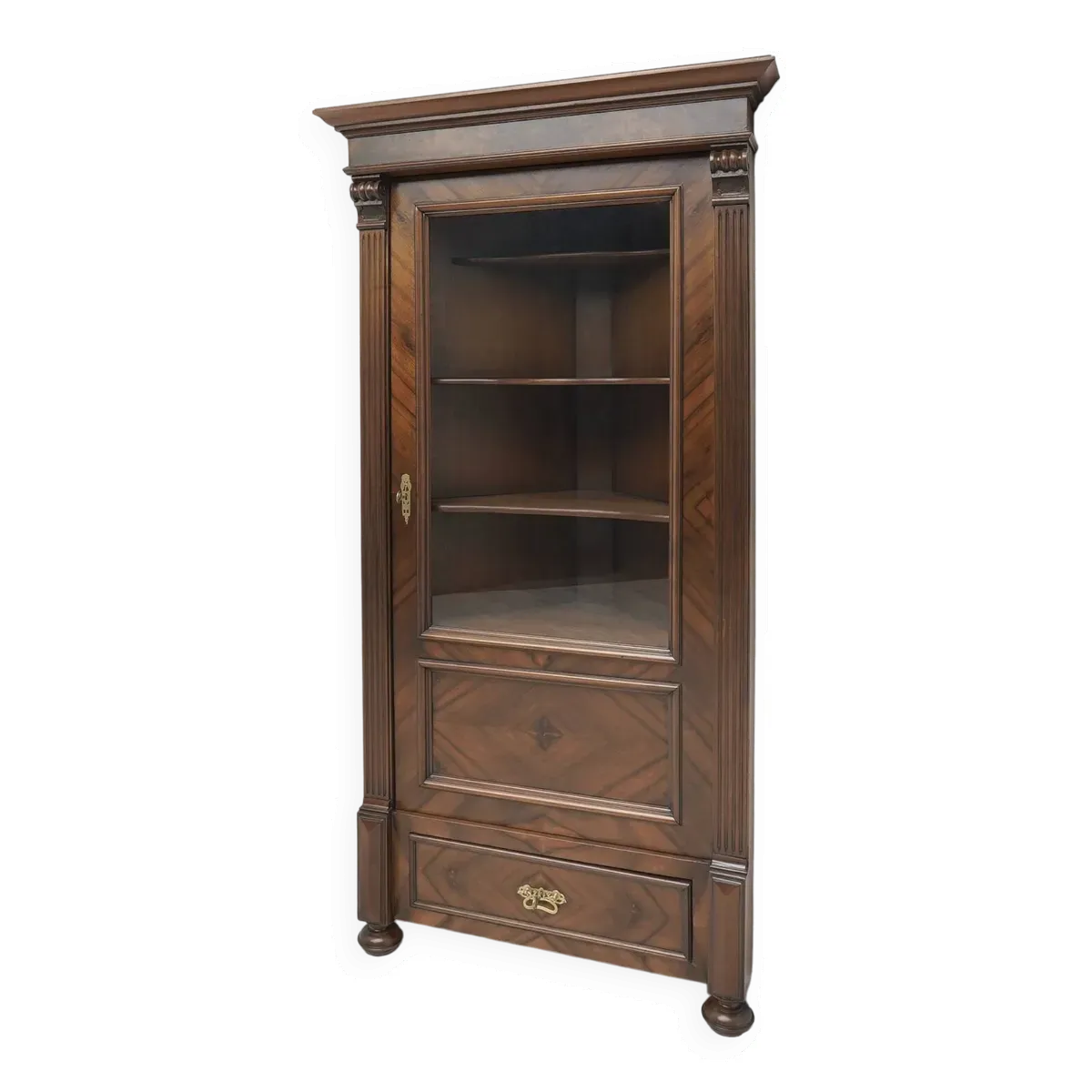 Bibliothèque d'angle française antique. Après rénovation professionnelle.