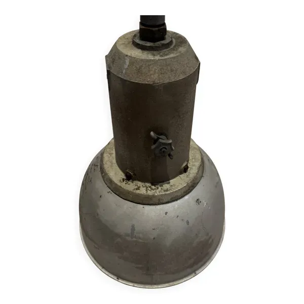 Lampe a suspension industrielle