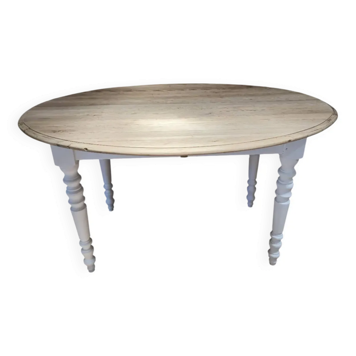 Table en chêne massif esprit campagne chic