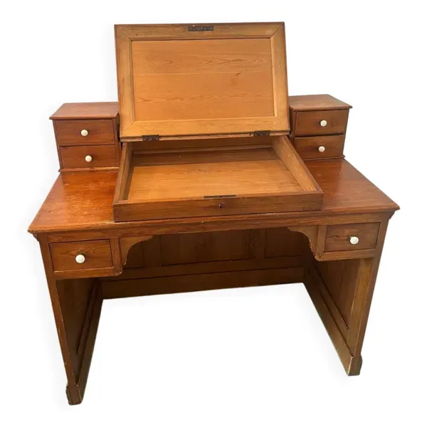 Bureau de maîtresse d’école