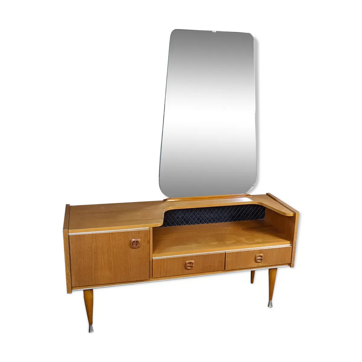 Coiffeuse scandinave