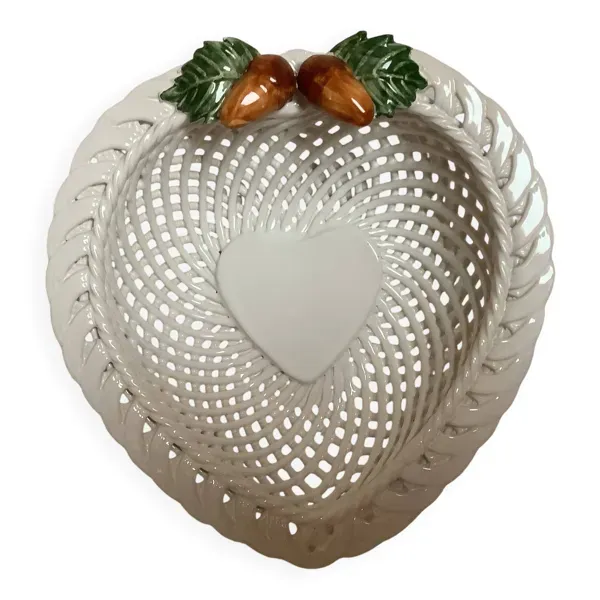 Vide poche noisettes en céramique tressée