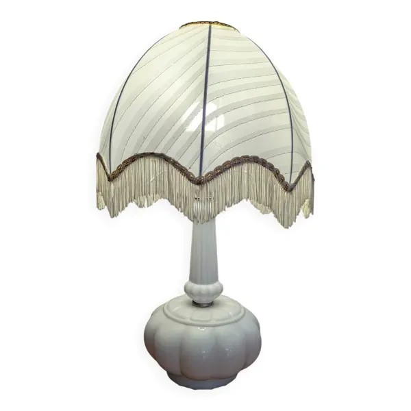 Lampe Rétro en Opaline Blanche et Franges