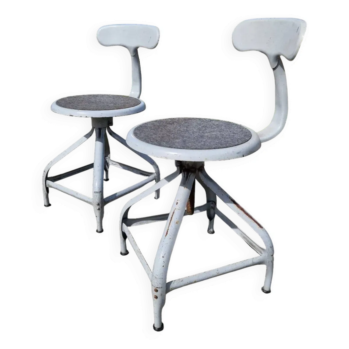 Lot de 2 chaises d'atelier Modèle Nicolle à queue de baleine