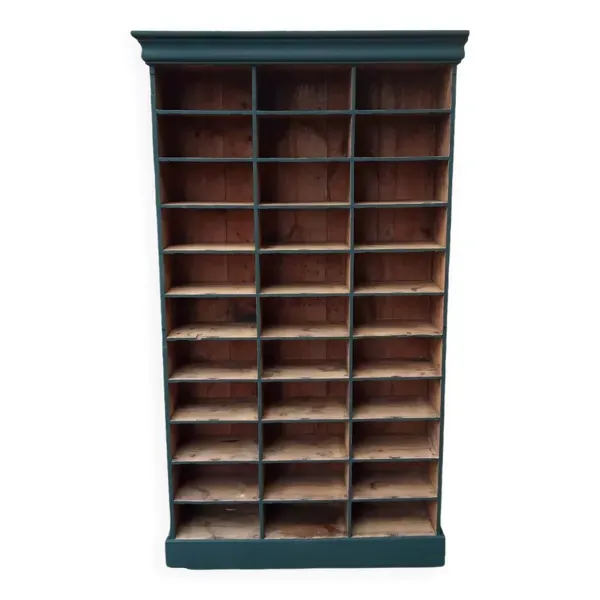 Meuble de metier à cases