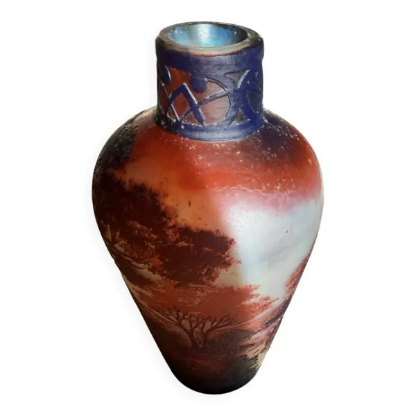 Vase Art Nouveau en verre multicouche gravé à l'acide - Signé De Vez (
