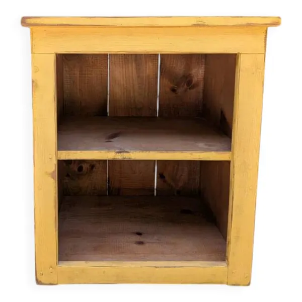 Meuble bas de rangement en bois jaune safran – fabrication artisanale canadienne