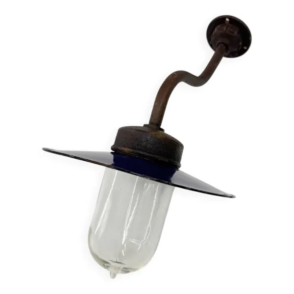 Lampe de cour