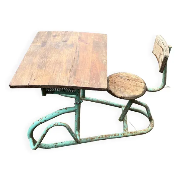 Ancien bureau d école écolier