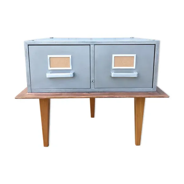 Table basse casier métallique