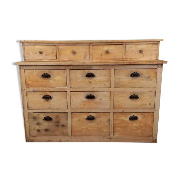 Meuble à tiroirs ancien