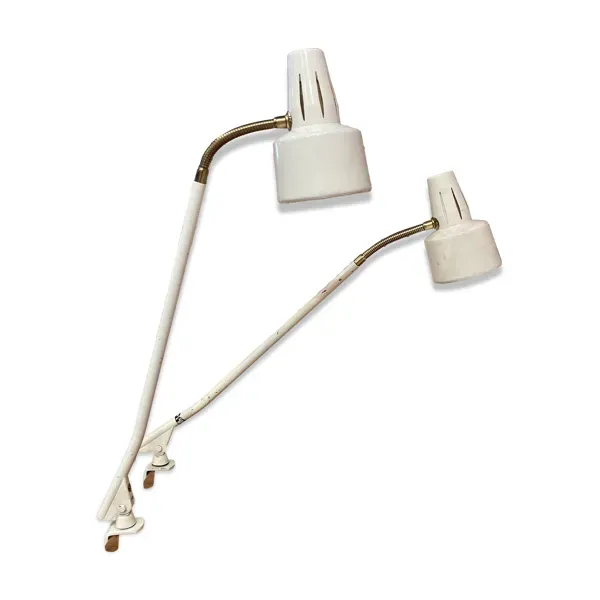Paire de grandes lampes industrielles modulables 1950.