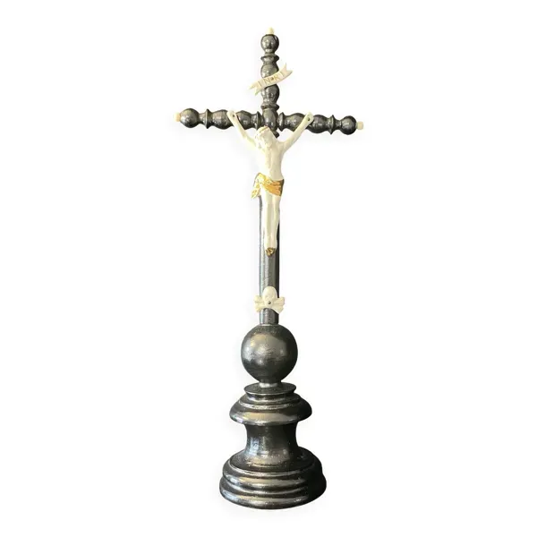 Crucifix Napoléon III « Noir et Or », 19ème siècle (1850, France)