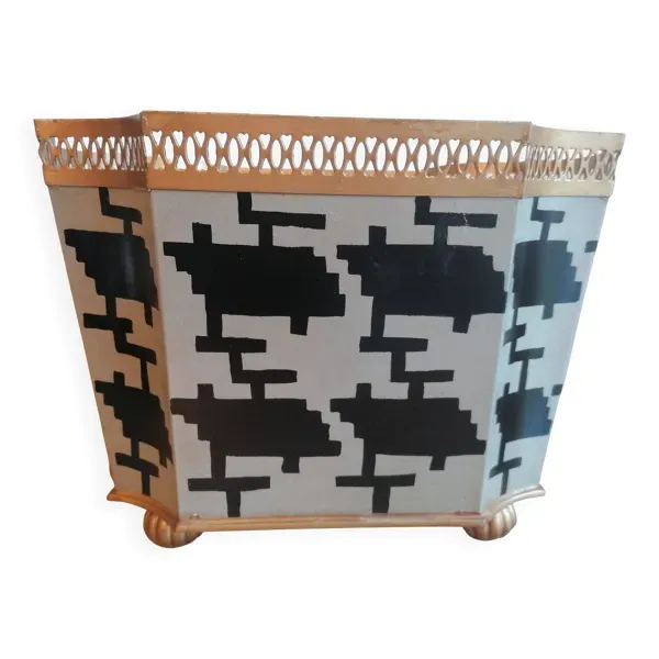 Jardinière d'intérieur en tôle peinte