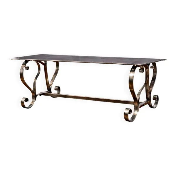 Table basse en métal riveté, style Jansen