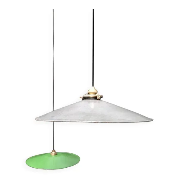 Suspensions en tôles émaillées