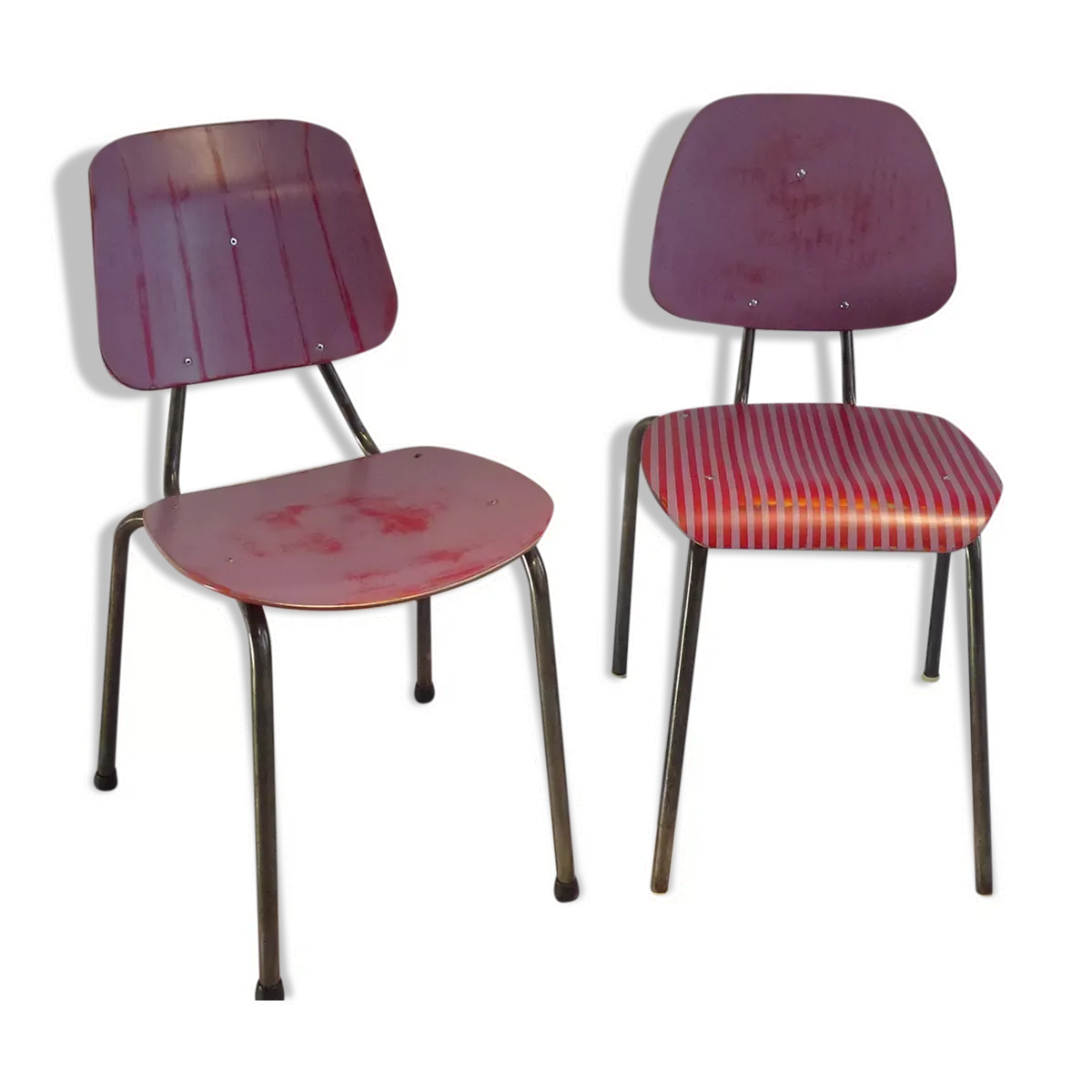 Paire de chaises tube acier empilables