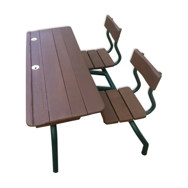 Bureau d'écolier ancien