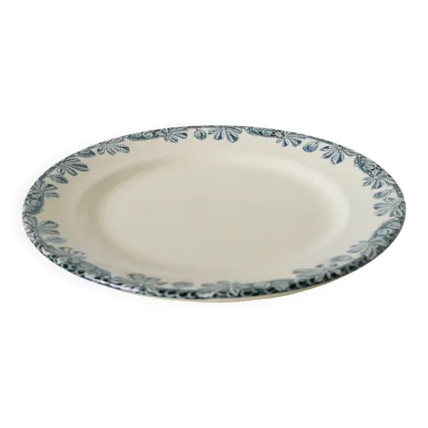 grand plat rond en Terre de Fer, modèle ''Savoie'', XIXème