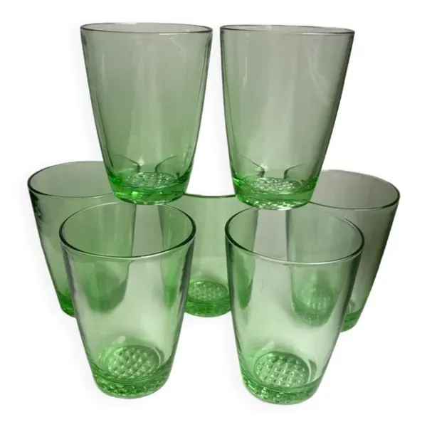 Lot de 7 verres à eau made in france en verre vert années 70