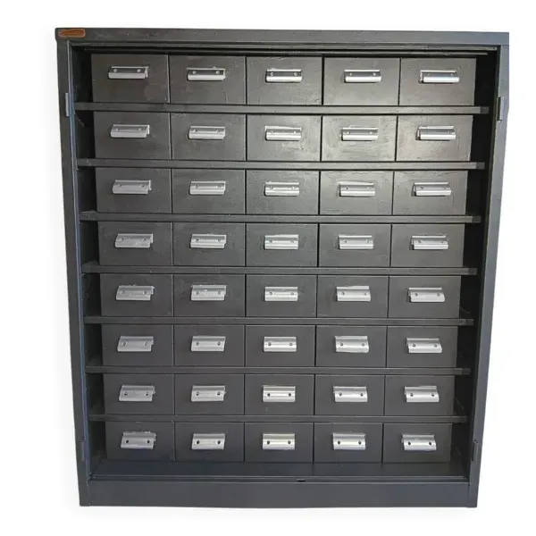 Meuble de métier industriel, 40 tiroirs