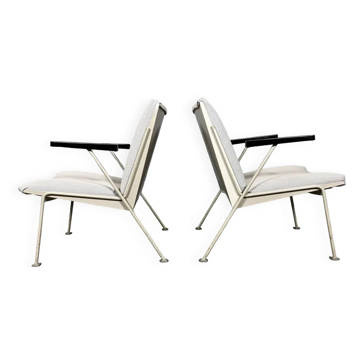 Ahrend De Cirkel Oase 2 fauteuils Wim Rietveld