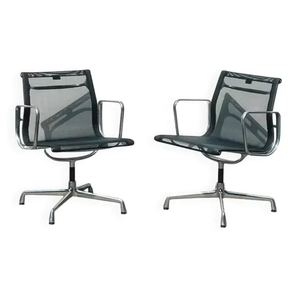Eames Aluminium Group Chair by Vitra (2004) – Black Mesh, Swivel