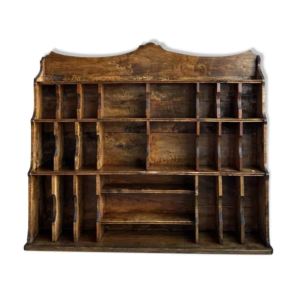 Meuble de métier à casiers