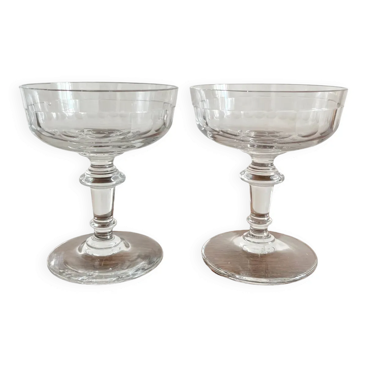 2 coupes à champagne anciennes en verre soufflé à côtes plates 19eme siècle