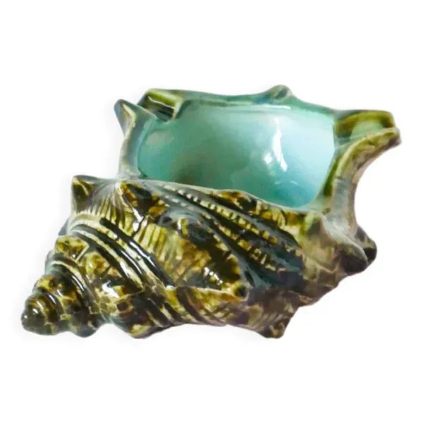 Vide-poche / cendrier en barbotine modèle ''Coquillage'', 1970