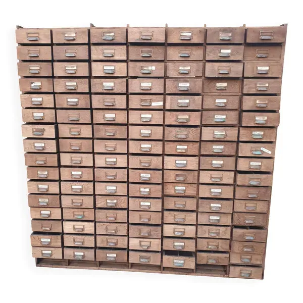 Meuble de métier 119 tiroirs complet