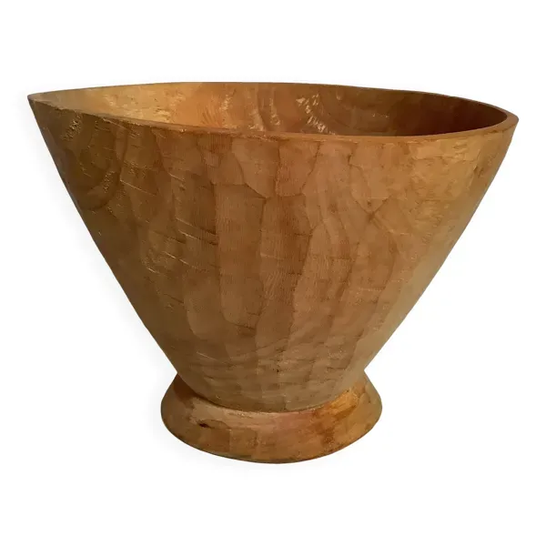 Vide poche asymétrique en bois sculpté artisanal