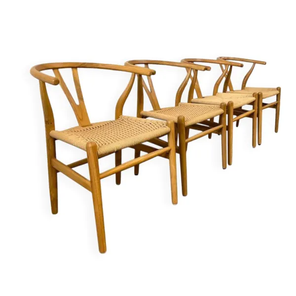 Ensemble de 4 chaises scandinaves en bois massif