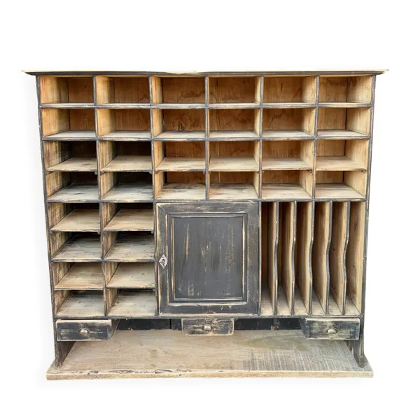 Meuble de métier, meuble de tri de la poste