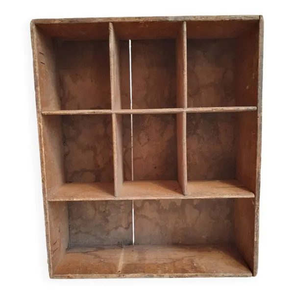 Ancien casier en bois / présentoir artisanal