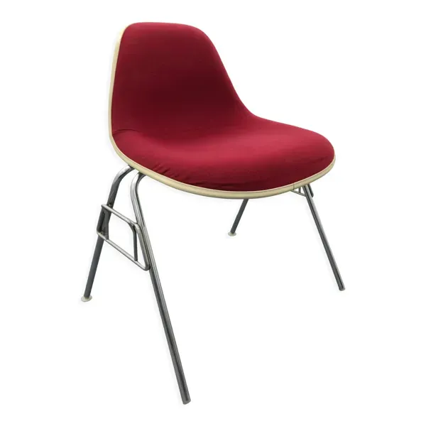 Chaise en fibre de verre par Charles & Ray Eames pour Vitra, années 1960