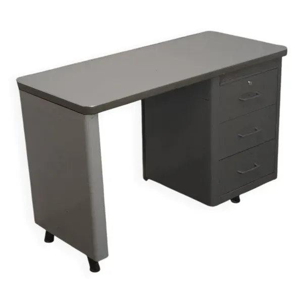 Petit bureau Ronéo 1970