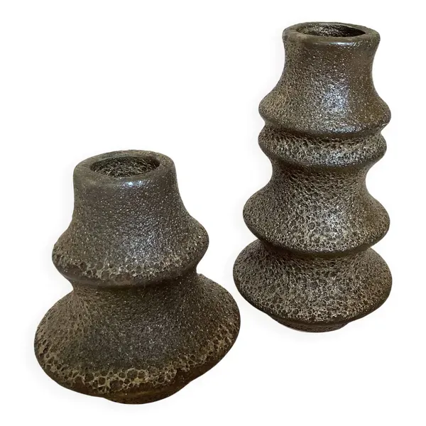 Paire de petits bougeoirs vases