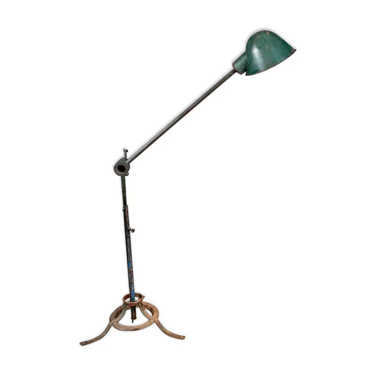 Lampadaire industriel en métal