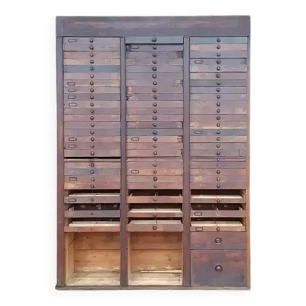 Grand meuble de médaillé 1900